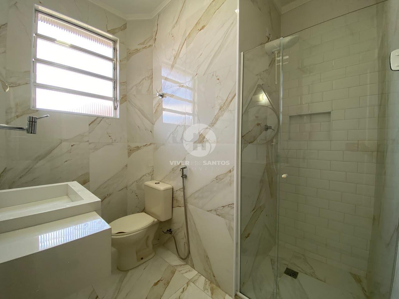Apartamento Reformado, 2 Dormitórios, Vaga Coletiva e a 4 Quadras da Praia no Embaré – Santos/SP em Embaré, Santos — foto 8