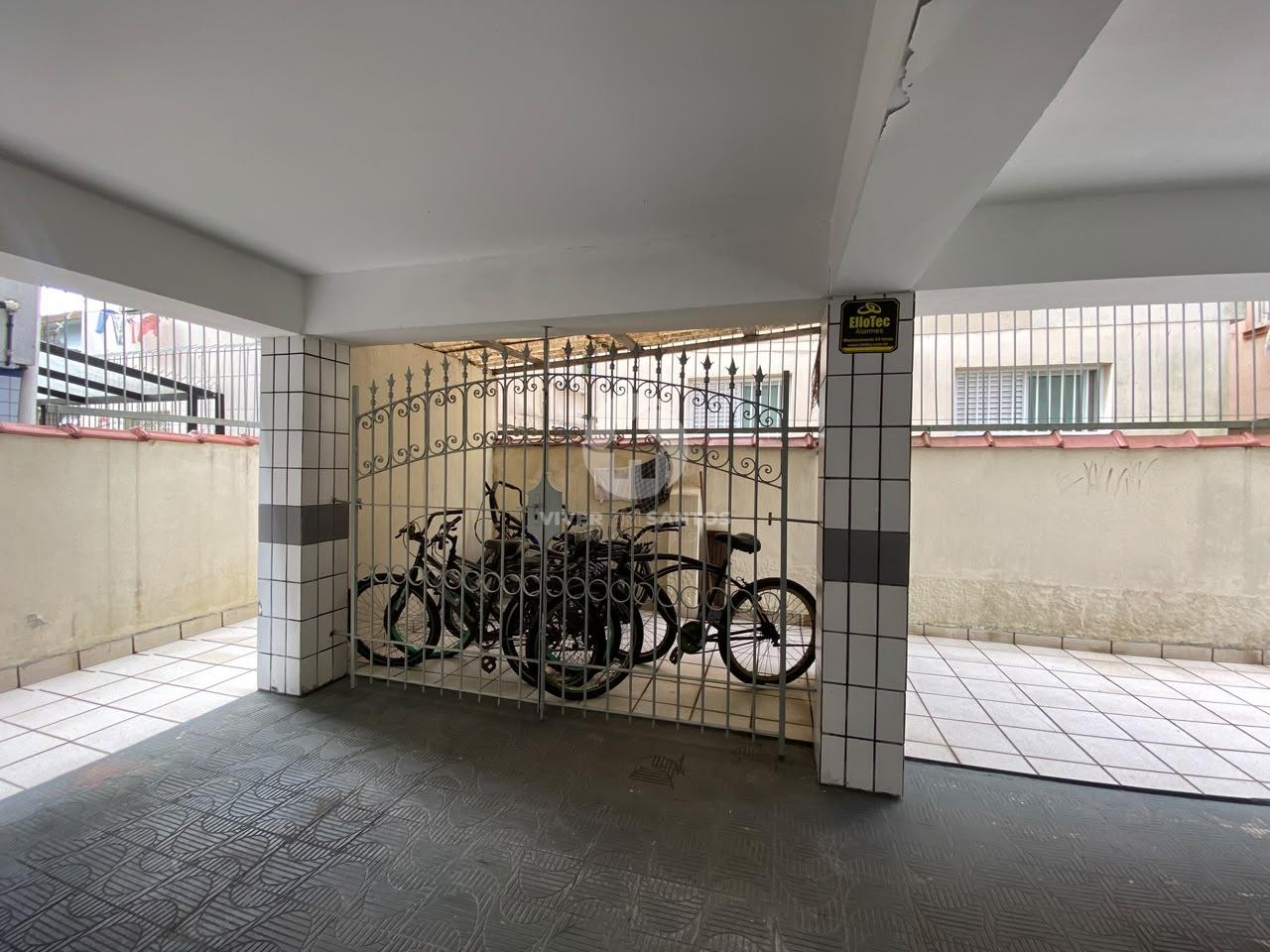 Apartamento Reformado, 2 Dormitórios, Vaga Coletiva e a 4 Quadras da Praia no Embaré – Santos/SP em Embaré, Santos — foto 19
