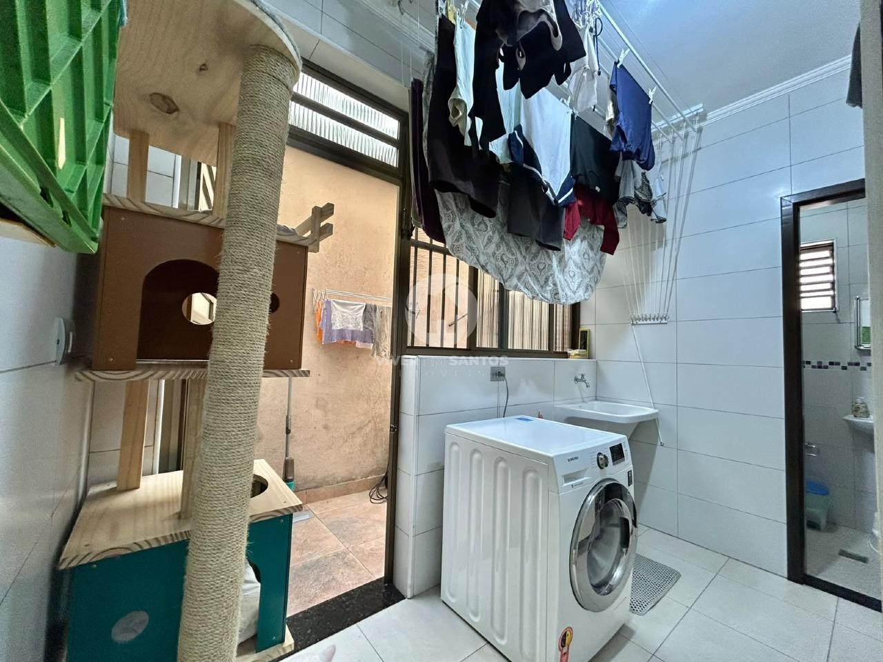 Sobrado 3 Dormitórios, Suíte com Hidromassagem, Piscina, Churrasqueira e 2 Vagas no Embaré – Santos/SP em Embaré, Santos — foto 24