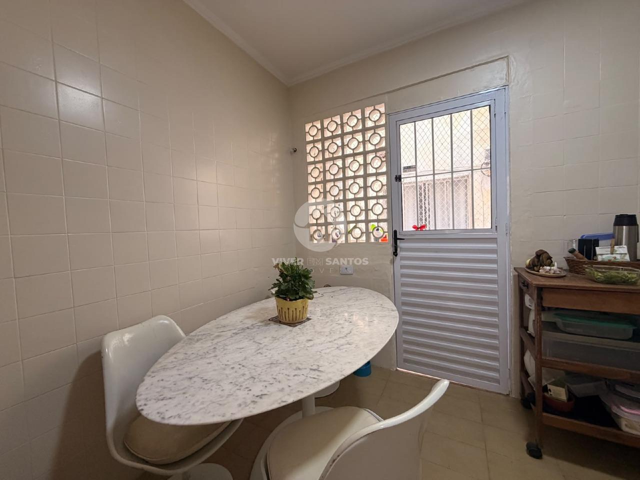 Apartamento 2 Dormitórios, Sala 2 Ambientes e Banheiro Reformado no Gonzaga – Santos/SP em Gonzaga, Santos — foto 15