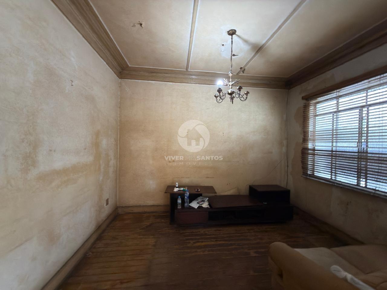 Casa em Terreno de 216 m², com Potencial para Reforma, a Poucas Quadras da Praia no Embaré – Santos/SP em Embaré, Santos — foto 6