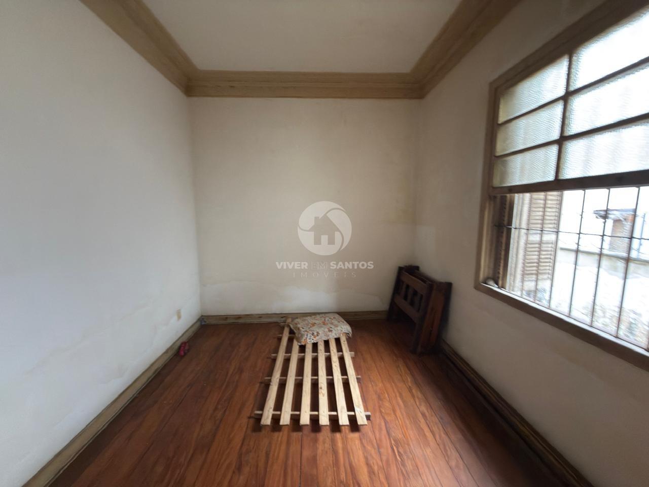 Casa em Terreno de 216 m², com Potencial para Reforma, a Poucas Quadras da Praia no Embaré – Santos/SP em Embaré, Santos — foto 9