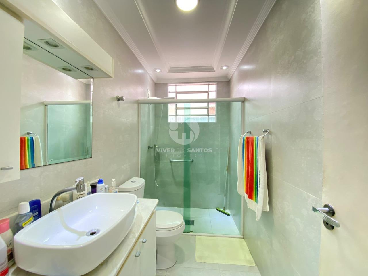 Apartamento Reformado, 2 Dormitórios, Suíte, Cozinha Ampliada e Garagem Box na Ponta da Praia – Santos/SP em Ponta da Praia, Santos — foto 6