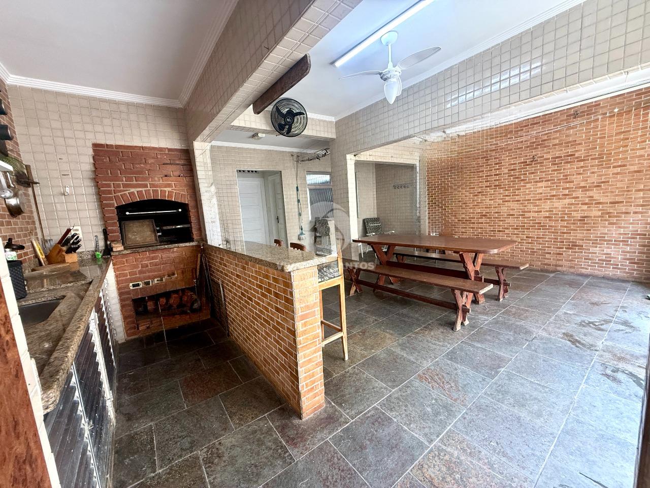 Casa Duplex com 3 Dormitórios, 2 Suítes, Piscina e 2 Vagas no Embaré – Santos/SP em Embaré, Santos — foto 29