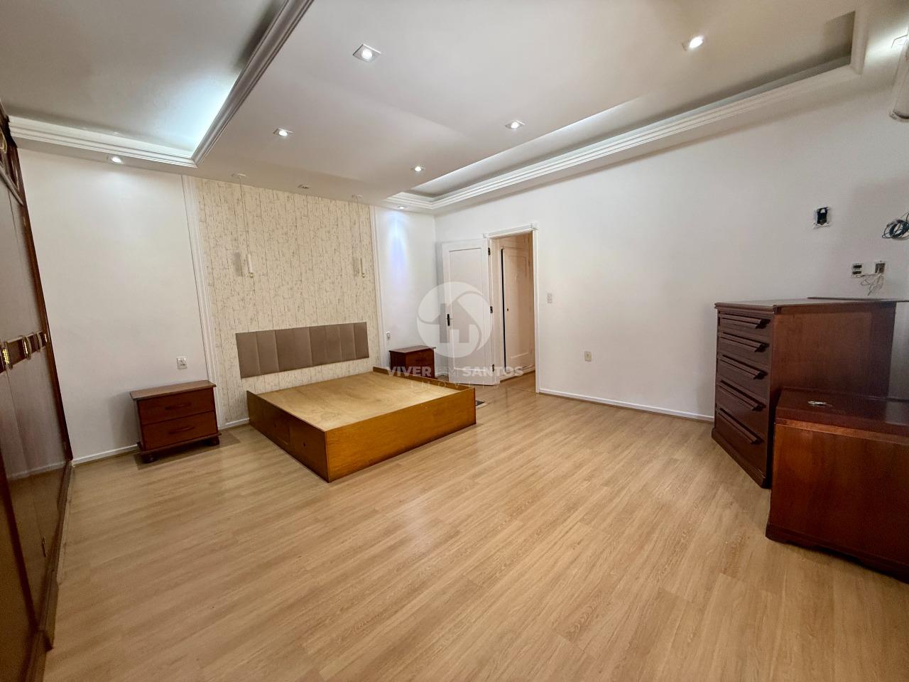 Casa Duplex com 3 Dormitórios, 2 Suítes, Piscina e 2 Vagas no Embaré – Santos/SP em Embaré, Santos — foto 21