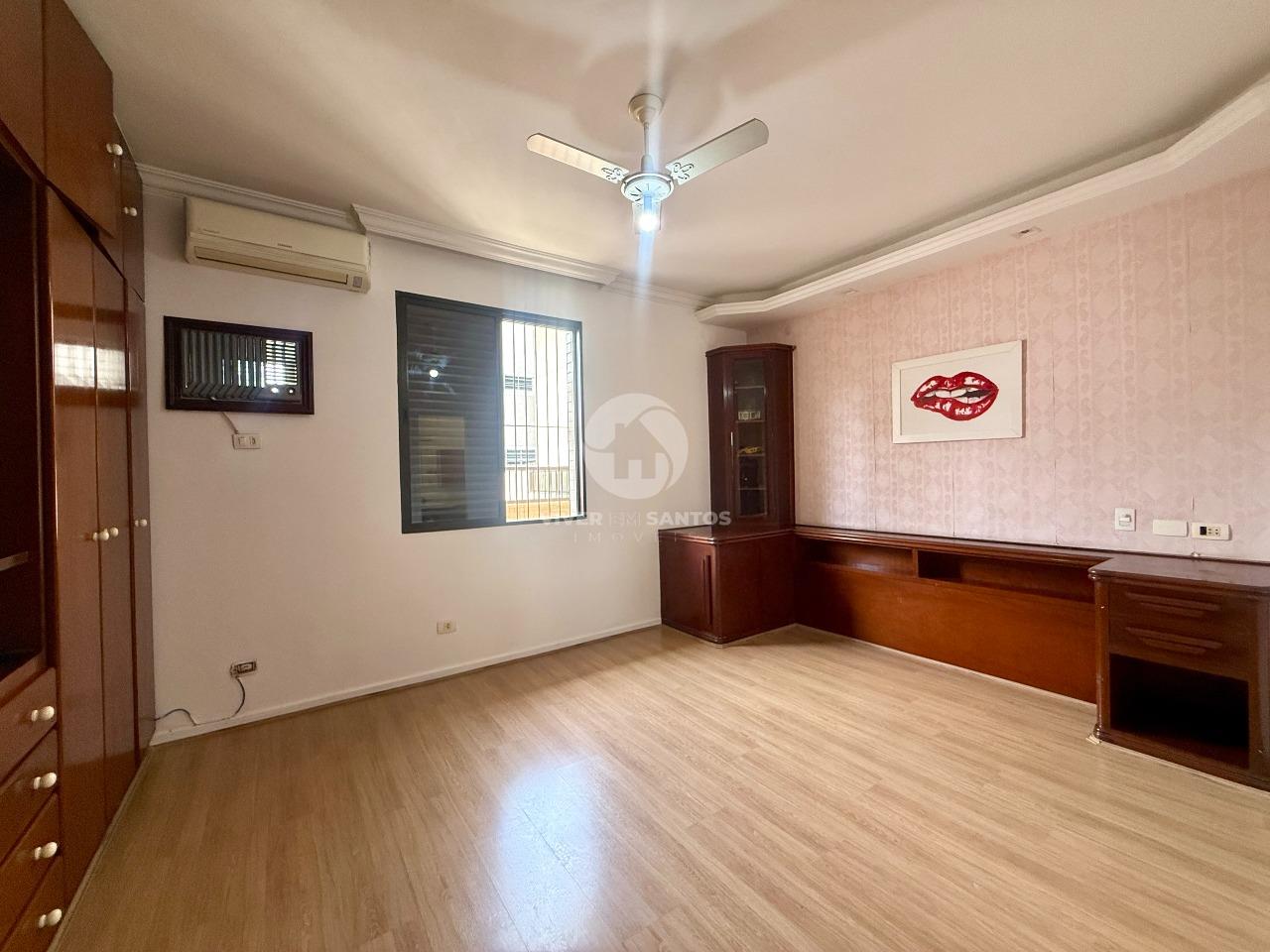 Casa Duplex com 3 Dormitórios, 2 Suítes, Piscina e 2 Vagas no Embaré – Santos/SP em Embaré, Santos — foto 14