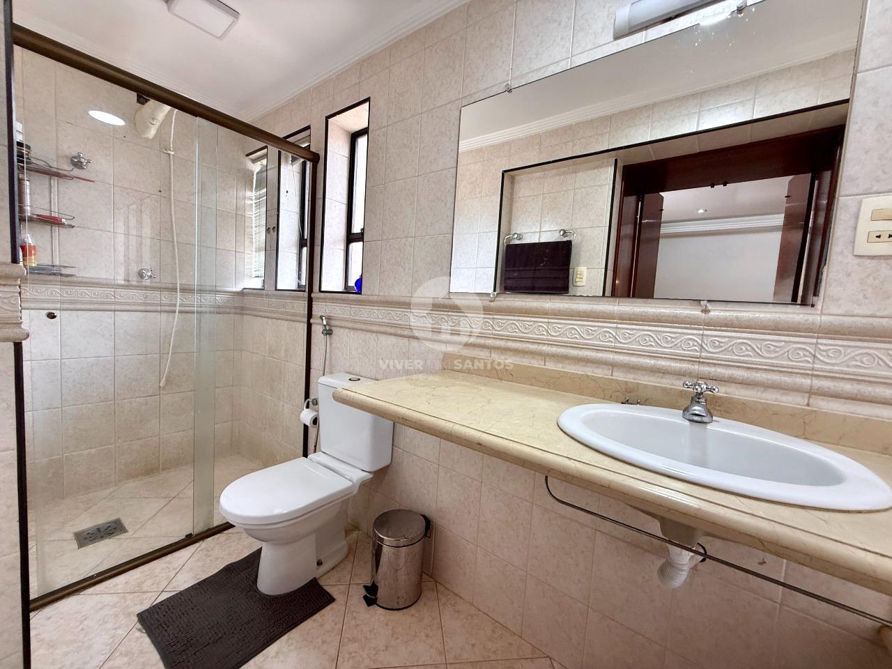 Casa Duplex com 3 Dormitórios, 2 Suítes, Piscina e 2 Vagas no Embaré – Santos/SP em Embaré, Santos — foto 22