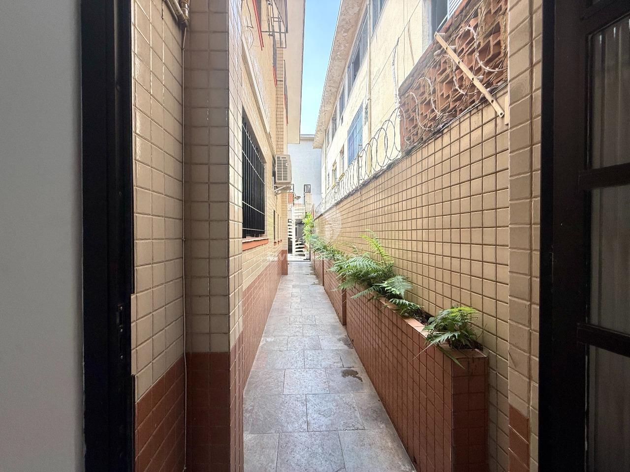 Casa Duplex com 3 Dormitórios, 2 Suítes, Piscina e 2 Vagas no Embaré – Santos/SP em Embaré, Santos — foto 7