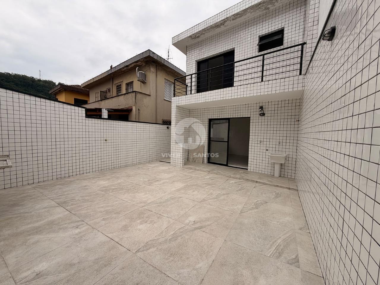 Sobrado Reformado, 3 Dormitórios, 2 Suítes com Closet e Sacada, Quintal e 2 Vagas – Santos/SP em Vila Mathias, Santos — foto 23