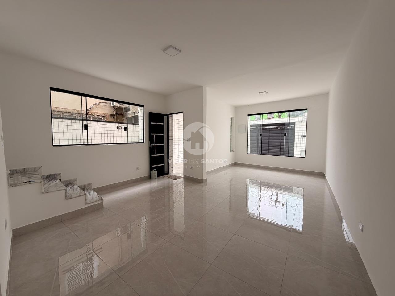 Sobrado Reformado, 3 Dormitórios, 2 Suítes com Closet e Sacada, Quintal e 2 Vagas – Santos/SP em Vila Mathias, Santos — foto 4