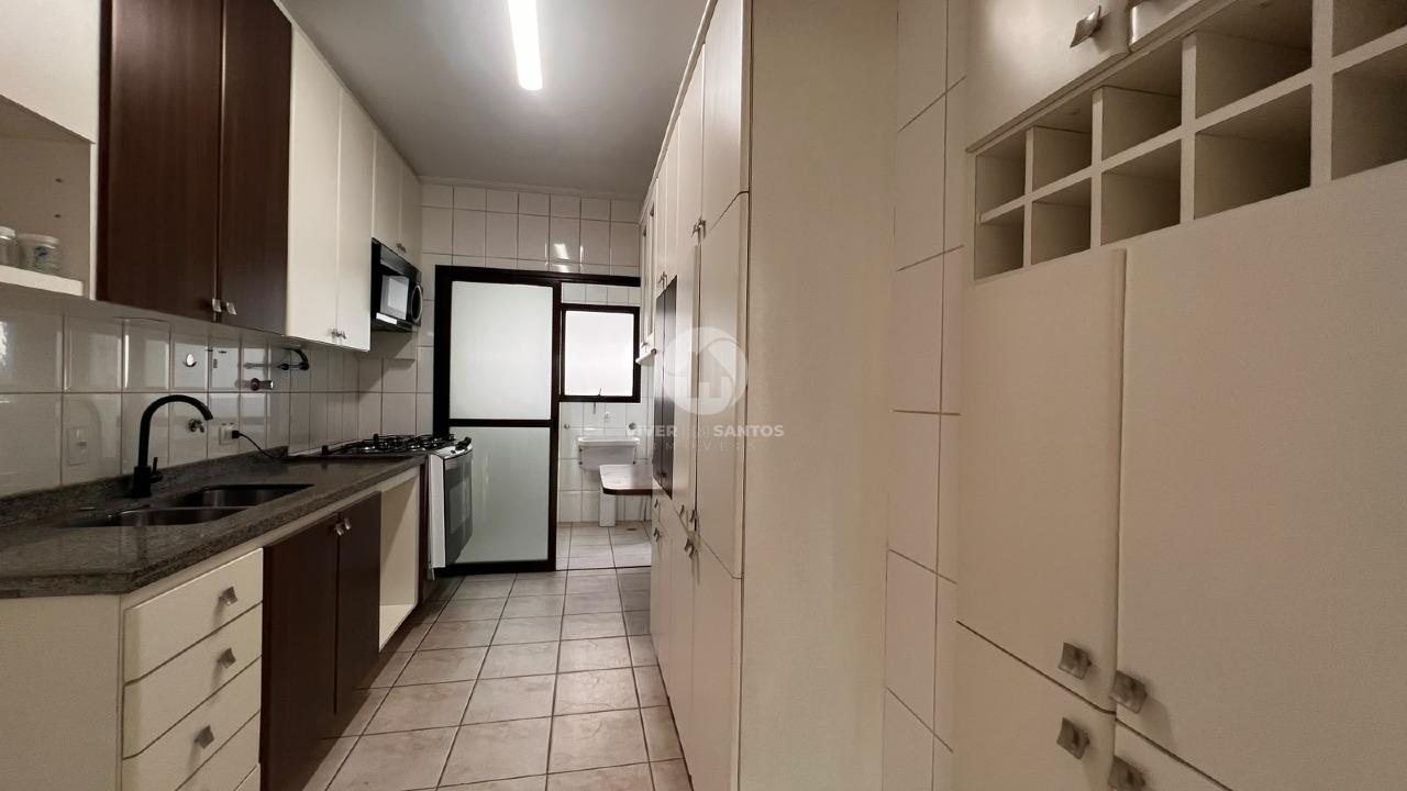 Apartamento 3 Dormitórios, Suíte, Varanda Vista Livre e 2 Vagas Demarcadas – Santos/SP em Gonzaga, Santos — foto 18