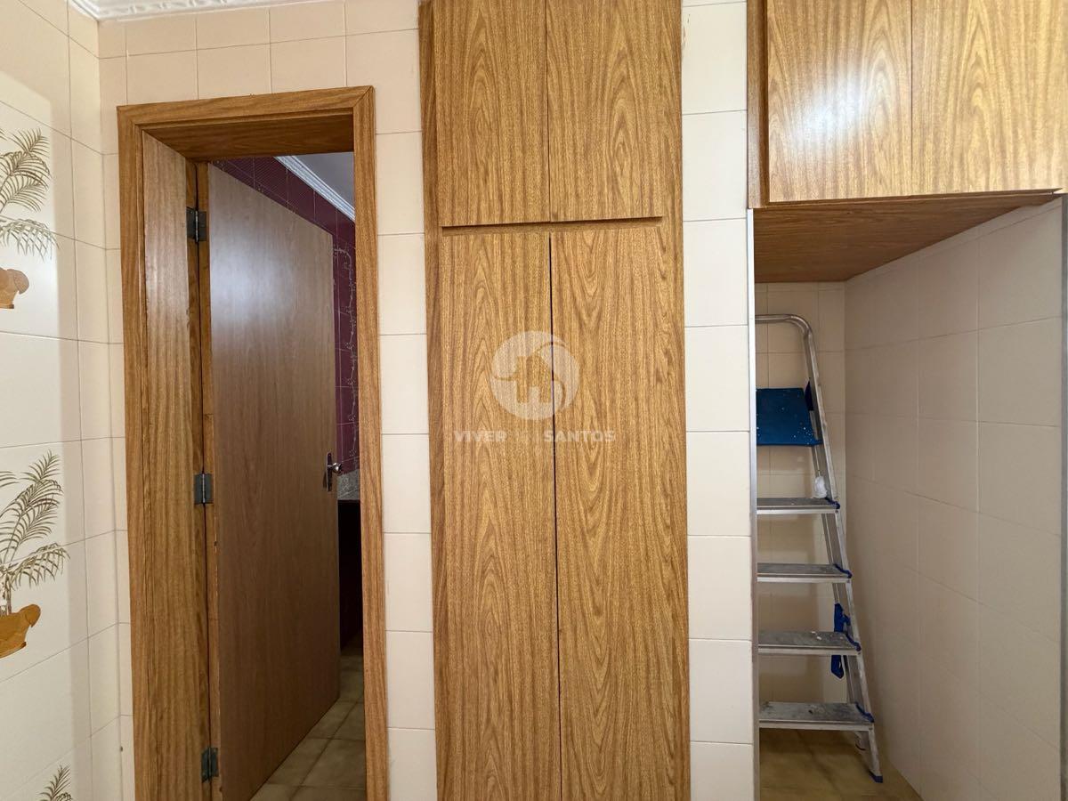 Apartamento 1 Dormitório, Vista Parcial para o Mar, Sala Ampla e Vaga com Manobrista no José Menino – Santos/SP em José Menino, Santos — foto 11