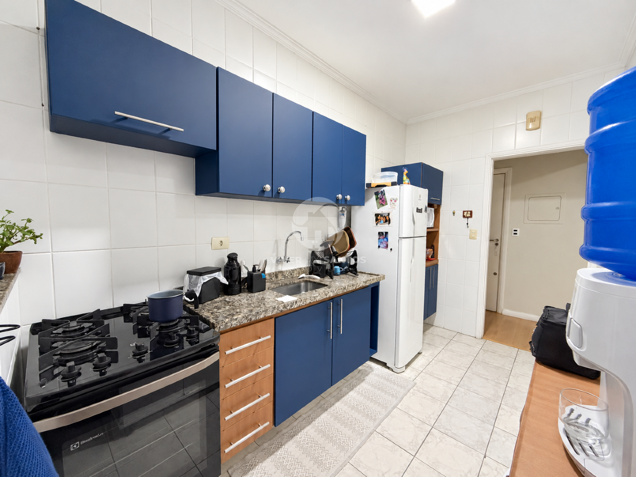 Apartamento com Varanda, Sala Ampla, Vaga Demarcada e Portaria 24 Horas na Aparecida – Santos/SP em Aparecida, Santos — foto 10