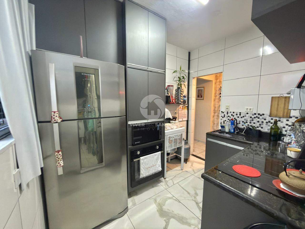 Apartamento 2 Dormitórios, Varanda e 1 por Andar no Gonzaga – Santos/SP em Gonzaga, Santos — foto 10
