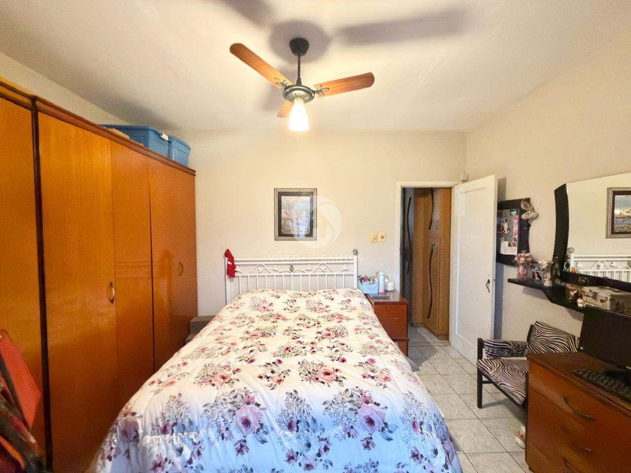 Apartamento 2 Dormitórios, Varanda e 1 por Andar no Gonzaga – Santos/SP em Gonzaga, Santos — foto 9