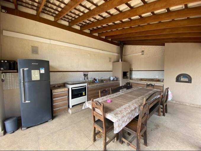Casa à venda no Bandeirantes: 