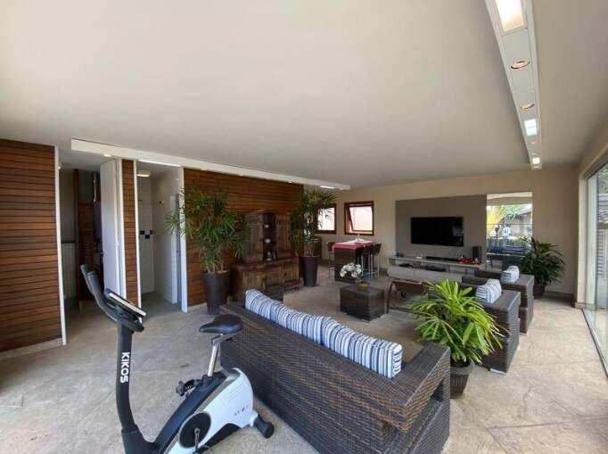 Casa à venda no Bandeirantes: 