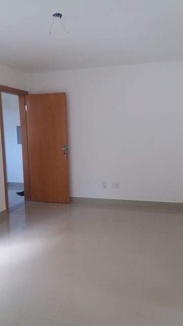 Apartamento à venda no Manacás: 