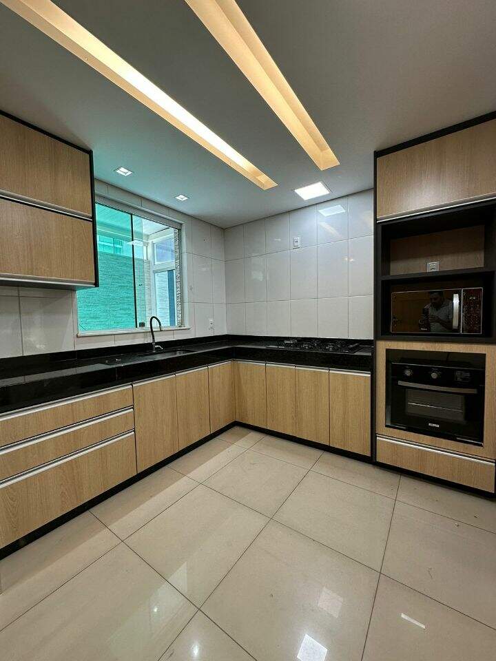 Apartamento à venda no Cabral: 