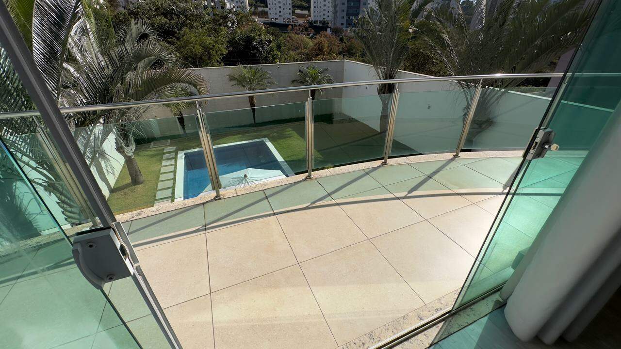 Casa à venda no Cabral: 