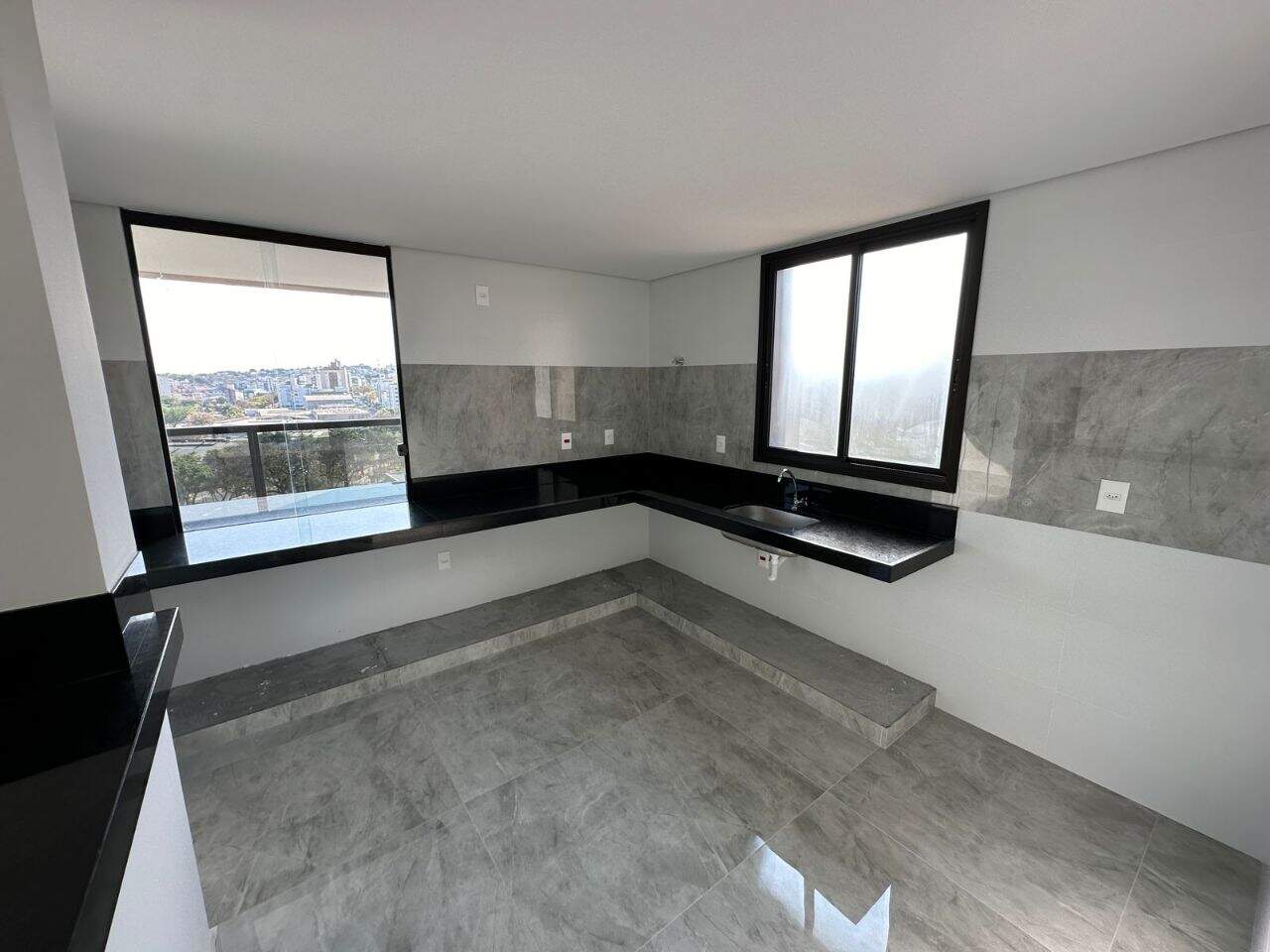 Apartamento à venda no Castelo: 