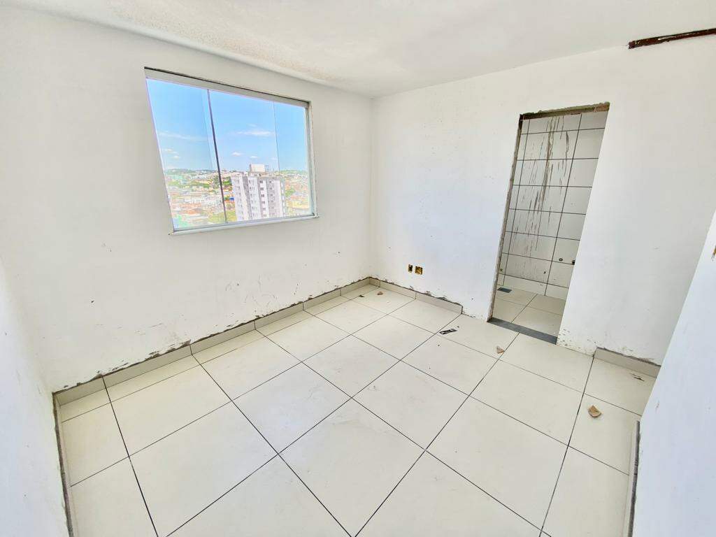 Apartamento à venda no Cabral: 