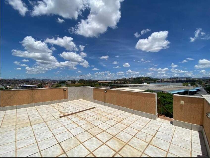 Cobertura à venda no Dona Clara: 
