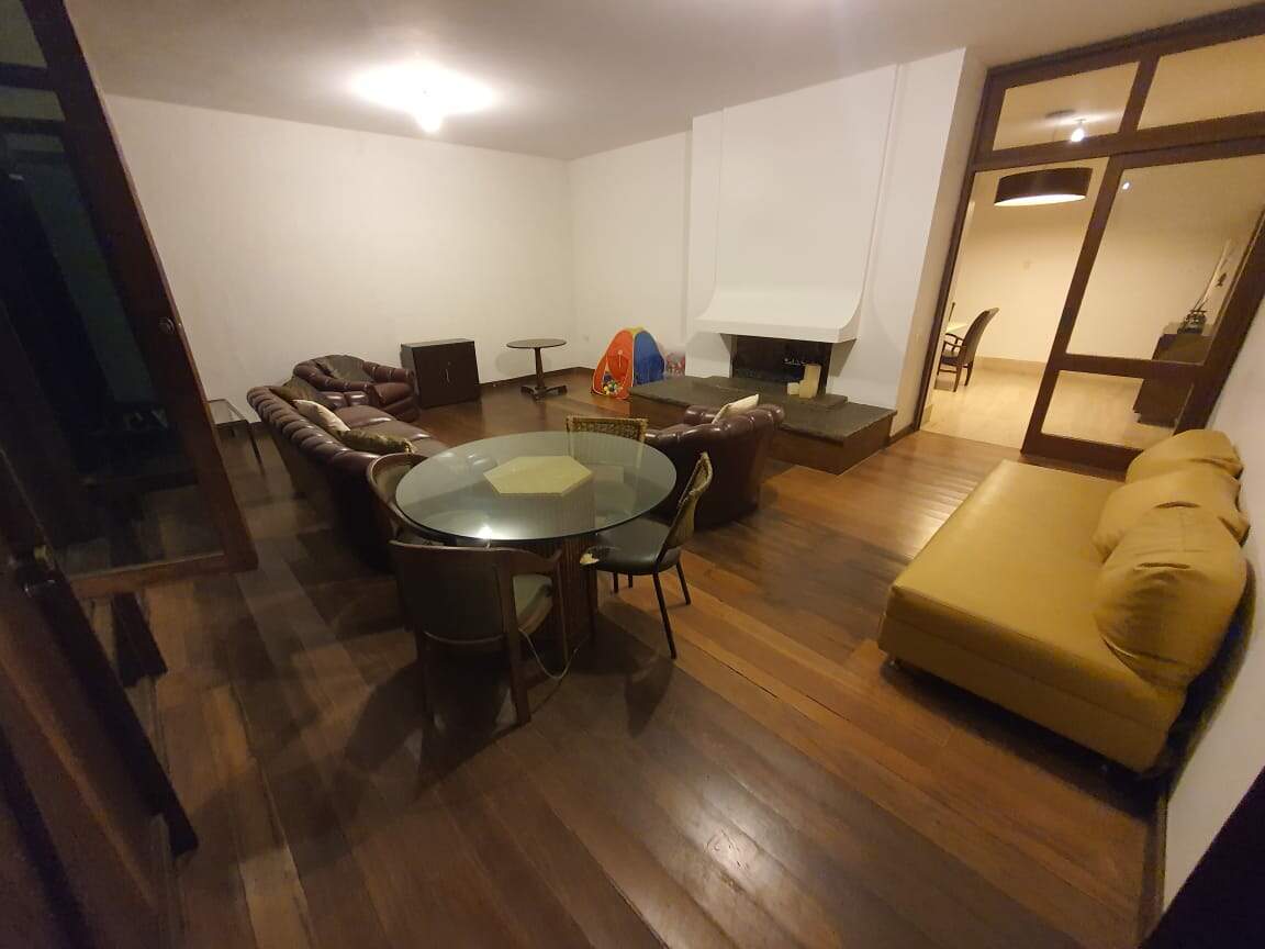 Casa à venda no Braúnas: 