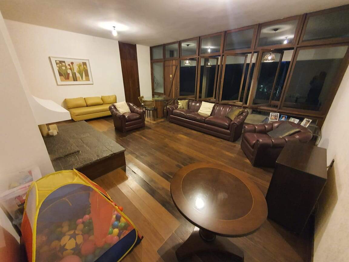 Casa à venda no Braúnas: 