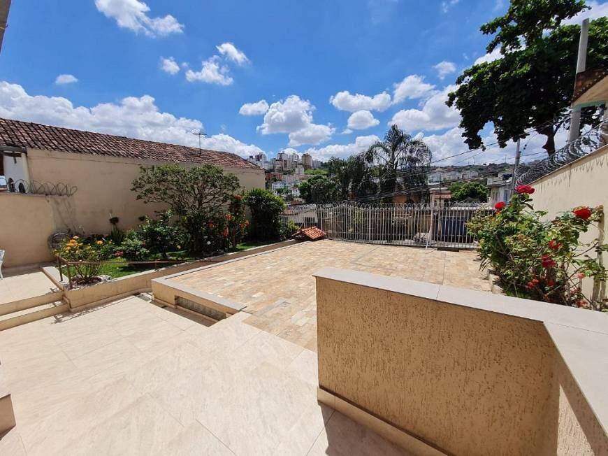Casa à venda no Alípio de Melo: 
