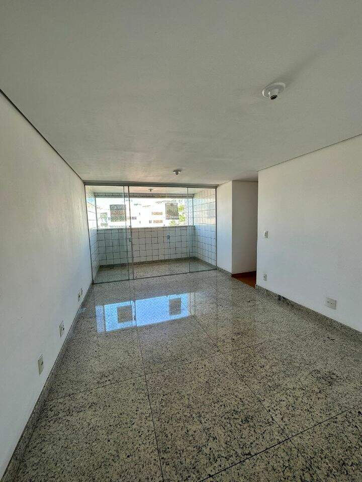 Apartamento à venda no Castelo: 