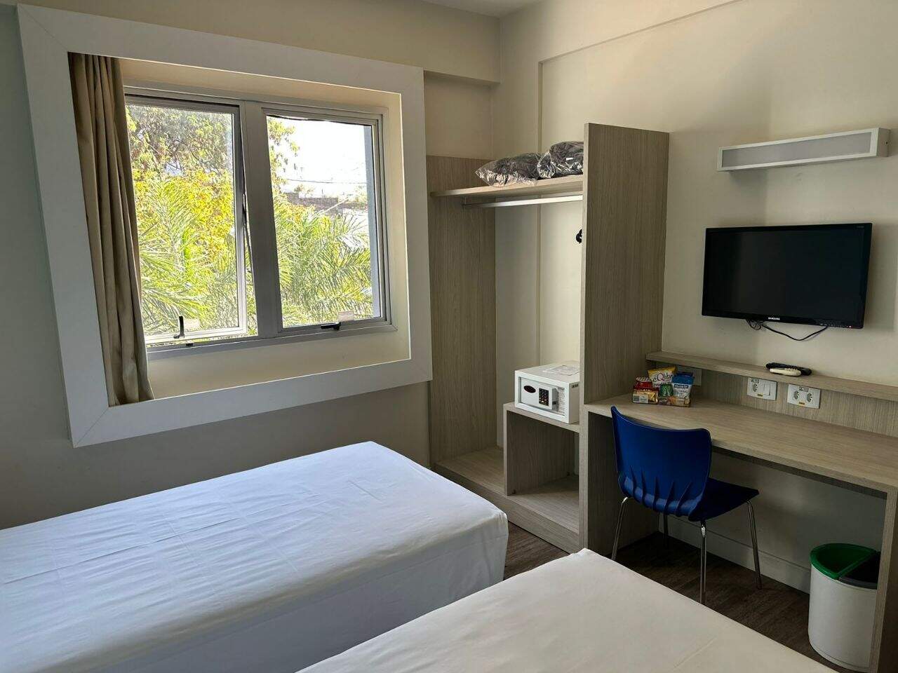 Apartamento à venda no Caiçaras: 