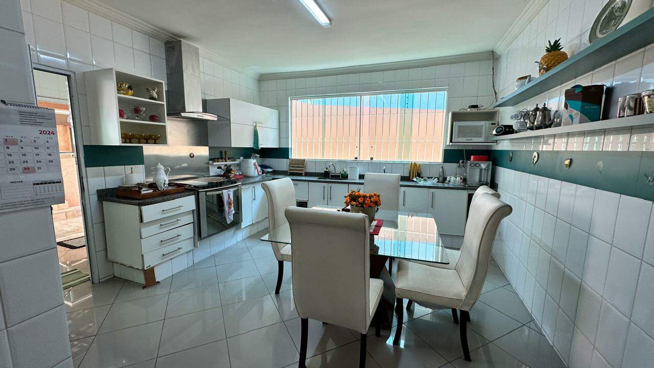 Casa à venda no Castelo: 
