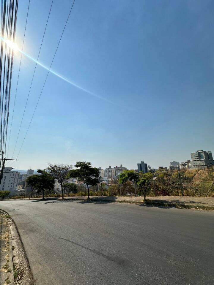 Terreno à venda no Manacás: 