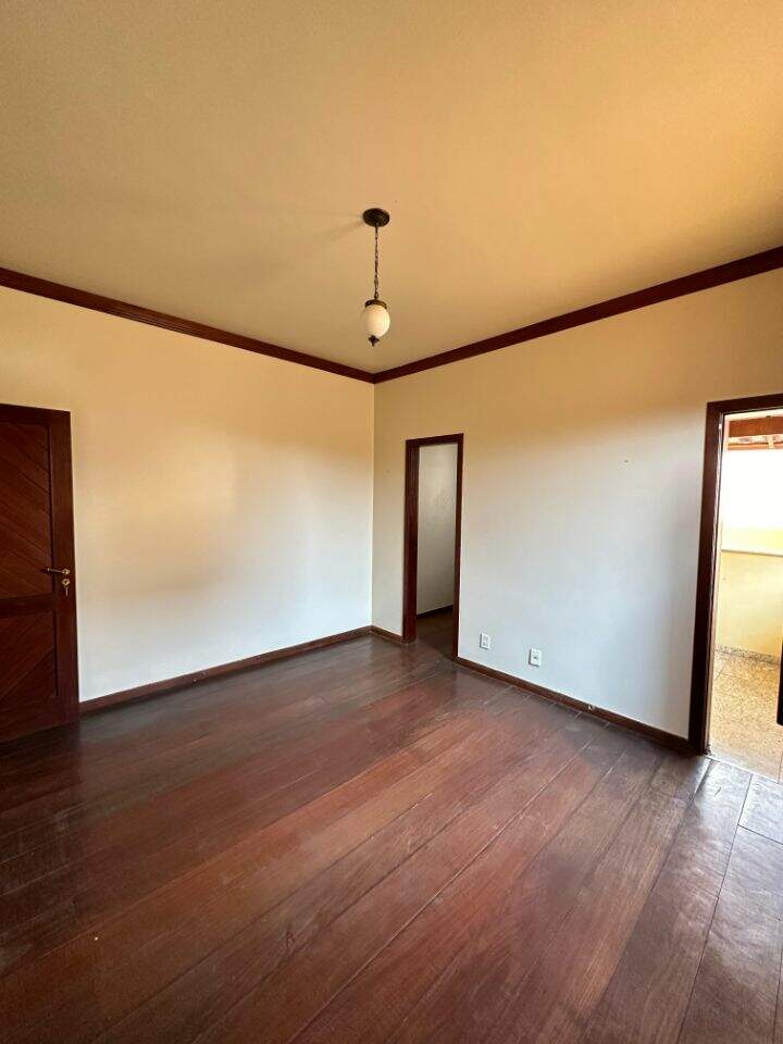 Casa à venda no Palmares: 