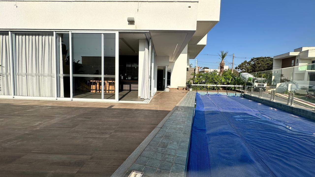 Casa em Condomínio à venda no Portal Do Sol: 