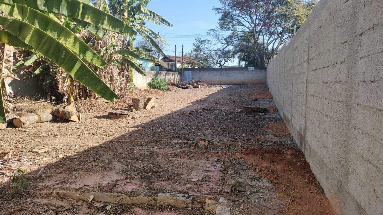 Terreno à venda no Braúnas: 