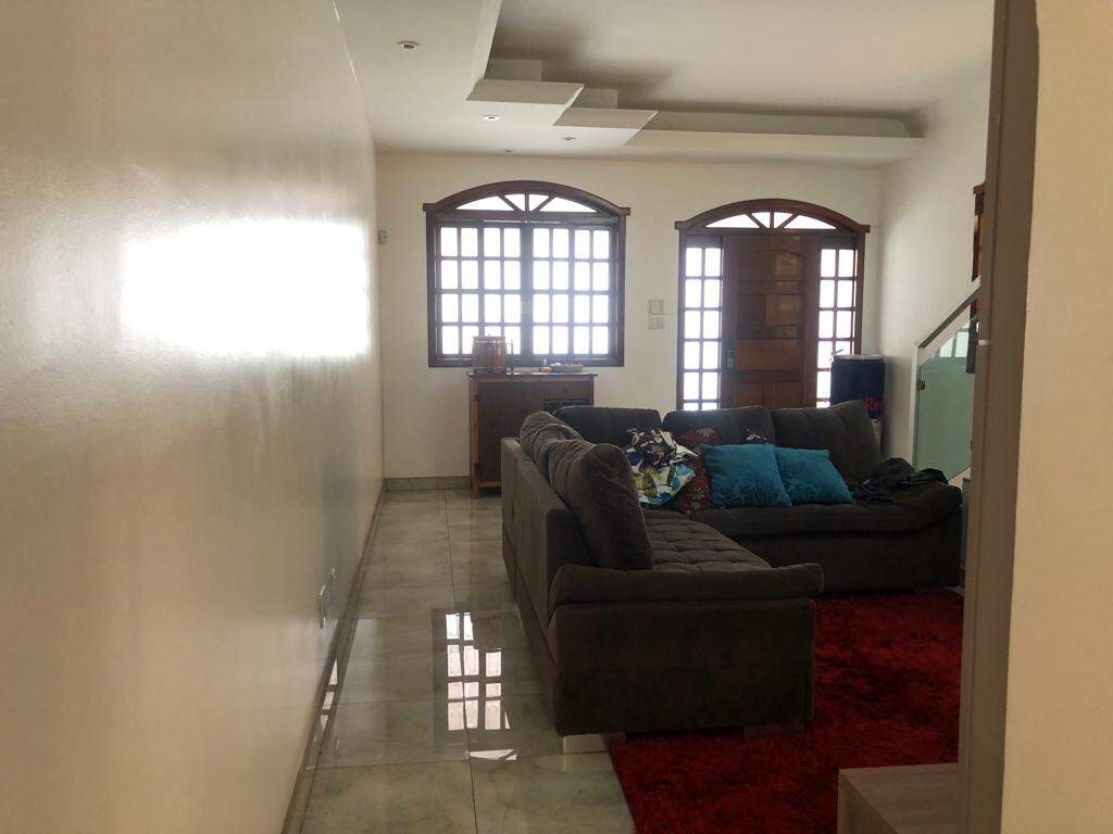 Casa à venda no Serrano: 