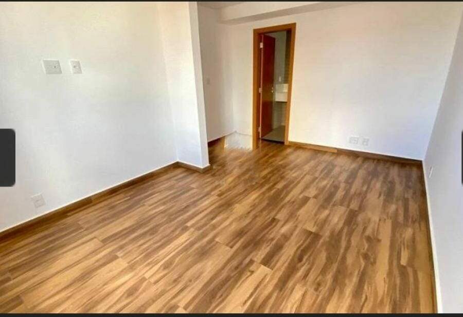 Apartamento à venda no Castelo: 