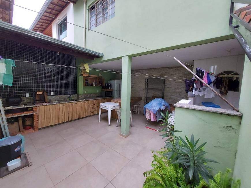 Casa à venda no Jardim Paquetá: 