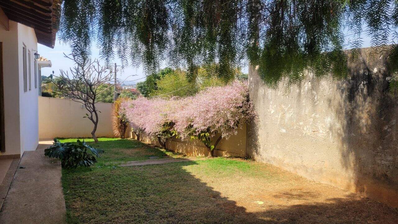 Casa à venda no Trevo: 