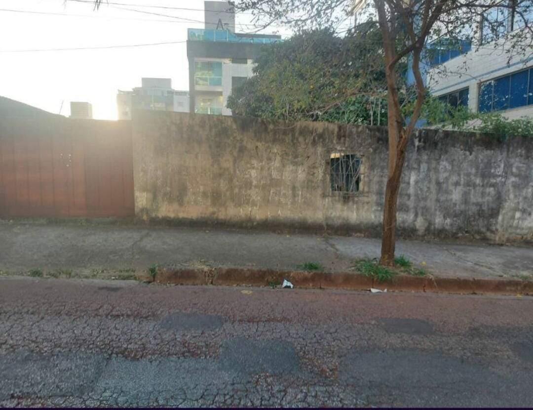 Lotes à venda no Castelo: 