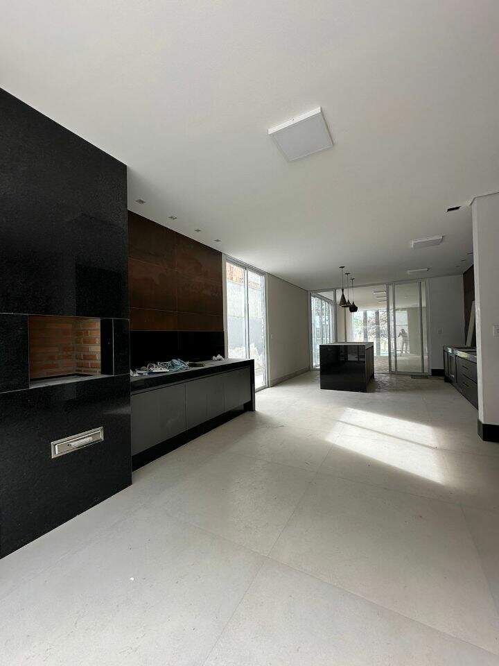 Casa em Condomínio à venda no Portal Do Sol: 