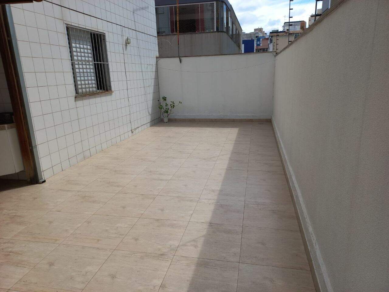 Área privativa à venda no Castelo: 