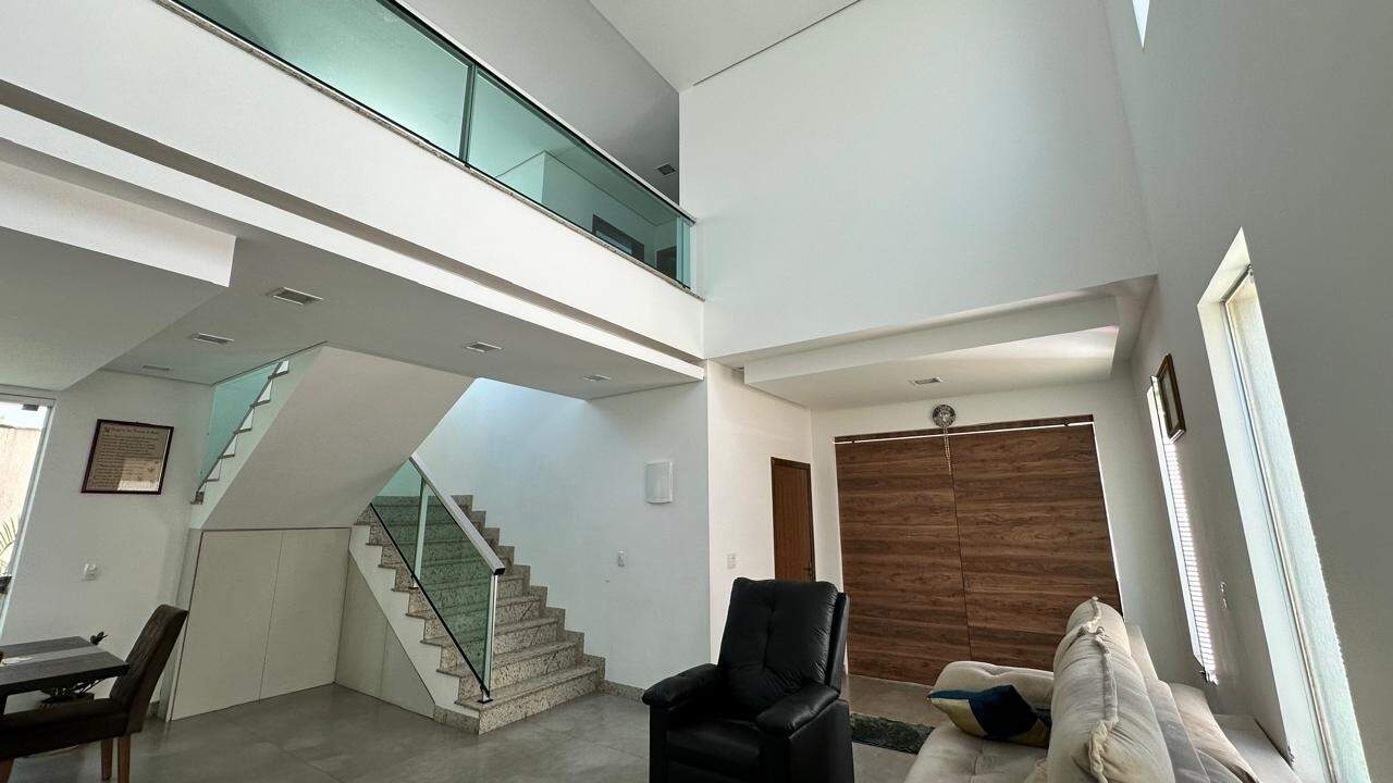 Casa em Condomínio à venda no Portal Do Sol: 