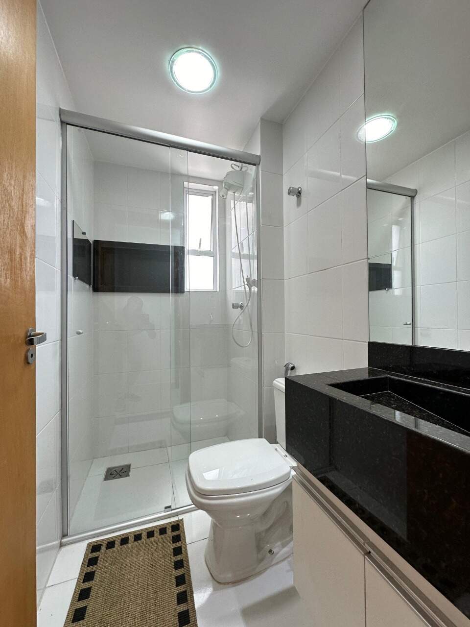 Apartamento à venda no Manacás: 