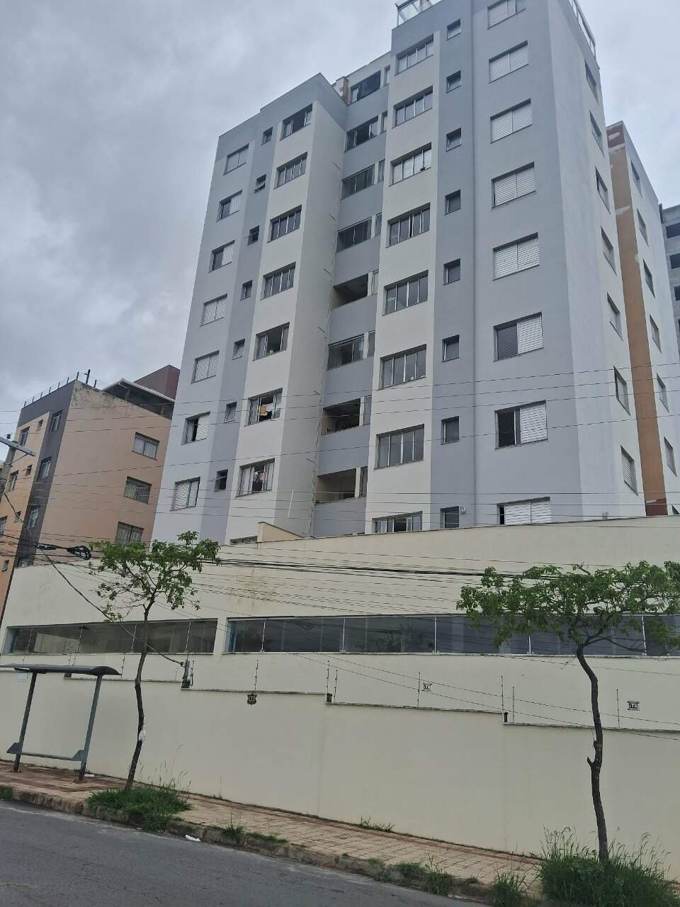 Apartamento à venda no Manacás: 
