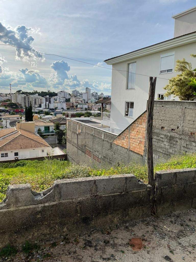 Lotes em condomínio à venda no Paquetá: 