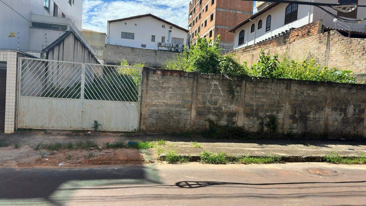 Lotes à venda no Castelo: 