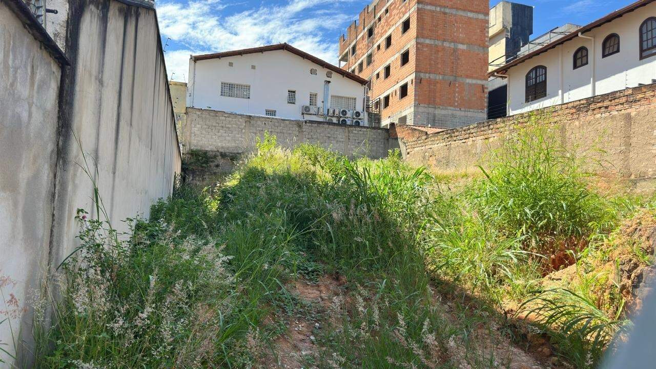 Lotes à venda no Castelo: 